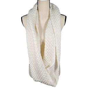 Olsenboye O/S, Ivory Sweater Infinity Scarf, Perfect Condition